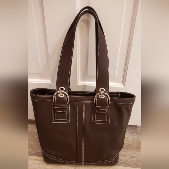 Coach Brown Shoulder Bag - Picture 2 of 7